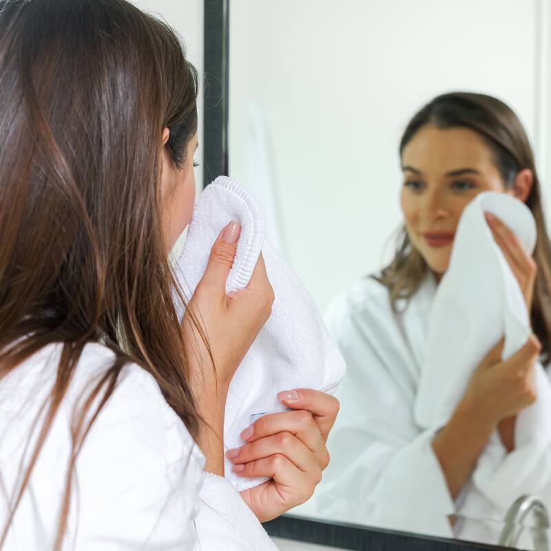 Jennifer Adams Lago Washcloth