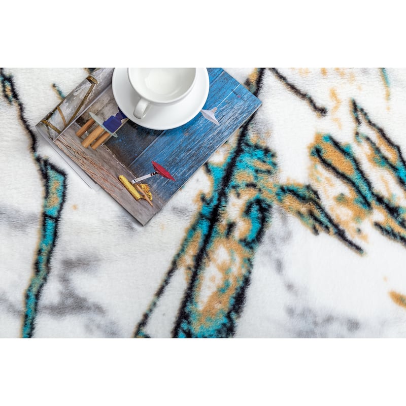Luxury Collection White/Blue 5x7 Area Rug - 5' X 7'