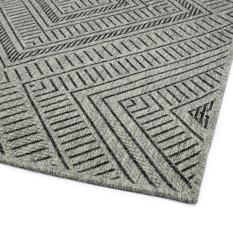 Kaleen Bacalar Collection Indoor Outdoor Polypropylene Area Rug