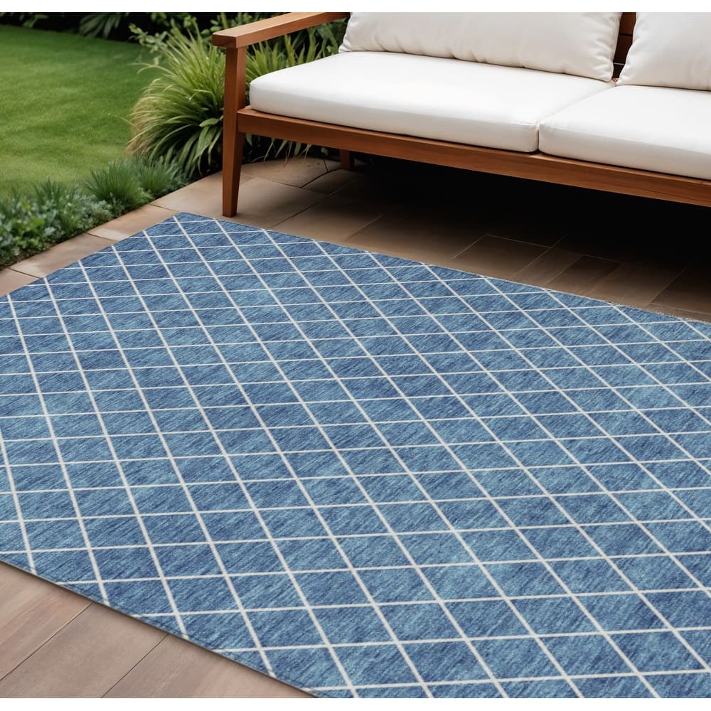 HomeRoots Geometric Transitional Rectangle Outdoor Rug