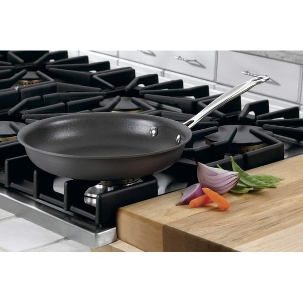 Cuisinart 622-20 Chef's Classic Nonstick Hard-Anodized 8-Inch Open Skillet  - Bed Bath & Beyond - 23131767