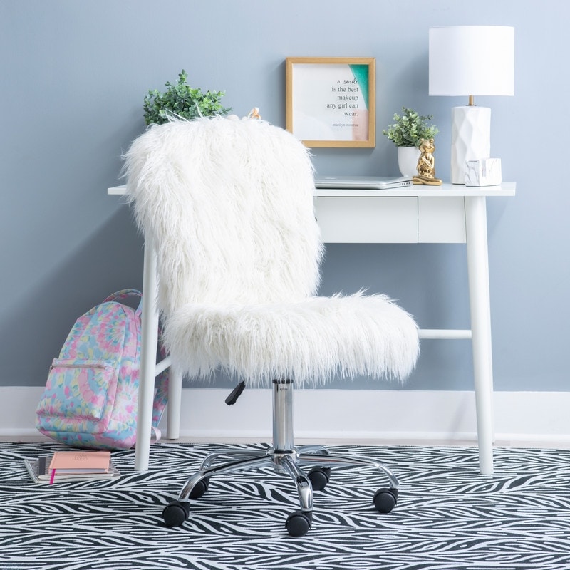 Fluffy white hotsell chair for desk