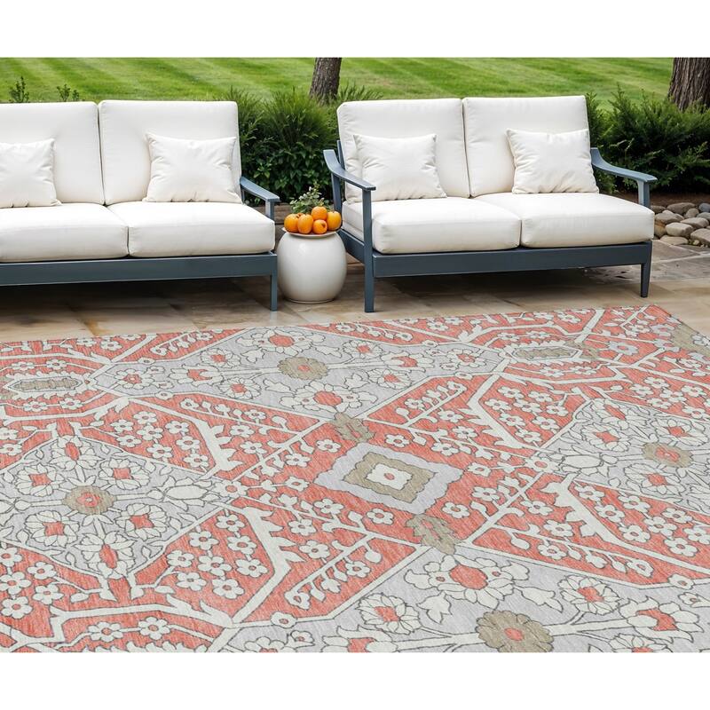 HomeRoots Floral Transitional Rectangle Outdoor Rug - 10' X 14'
