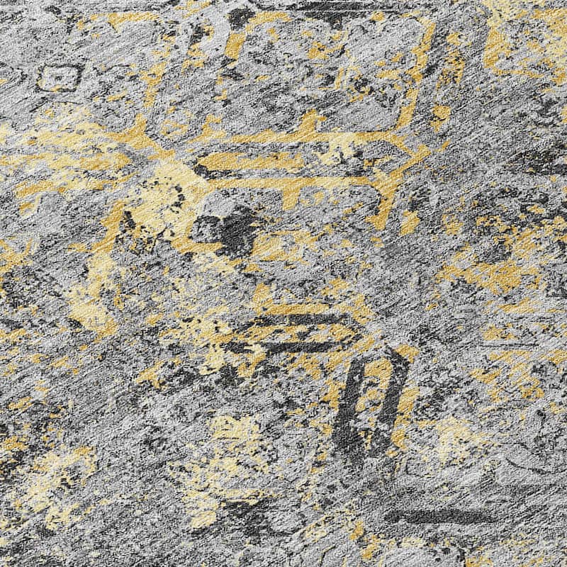 Machine Washable Indoor/ Outdoor Chantille Distressed Diamonds Rug