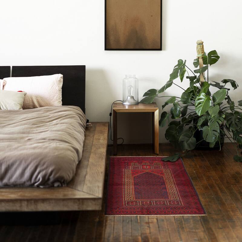 ECARPETGALLERY Hand-knotted Teimani Red Wool Rug - 2'10 x 5'0