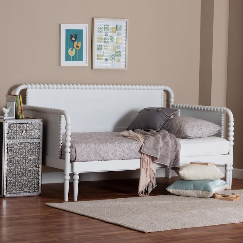 Lucera Bobbin Twin-To-King Expandable Daybed - Wood Bed Frame with Turned Spindle Detailing, Classic Style Sofa Bed
