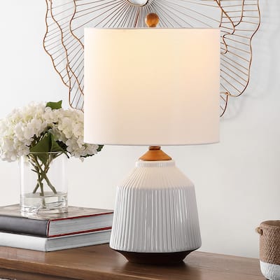 SAFAVIEH Lighting Juozapa 22-inch LED Table Lamp - 12" W x 12" L x 22.25" H - 12Wx12Dx22H