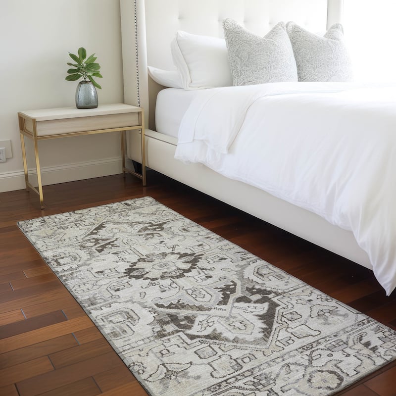 Machine Washable Indoor/ Outdoor Traditional Boho Chantille Rug - Ivory - 2'3" x 7'6"