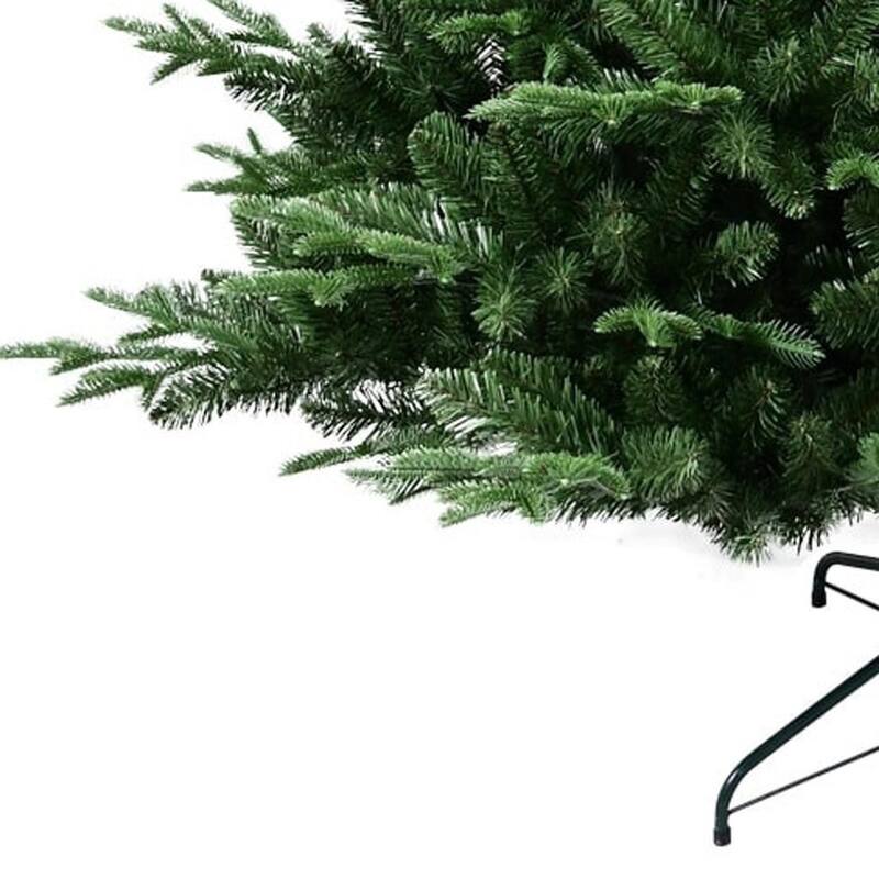 HomeRoots 5' Full Spruce Christmas Tree - Green - 44.00 in. x 60.00 in. x 44.00 in.