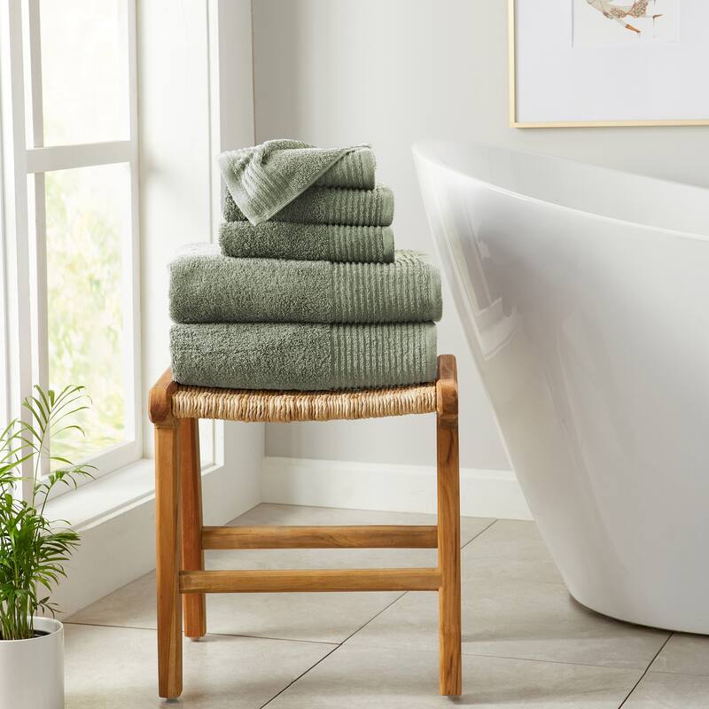Linery & Co. 100% Featherspun Cotton Quick-Dry Bath Towel