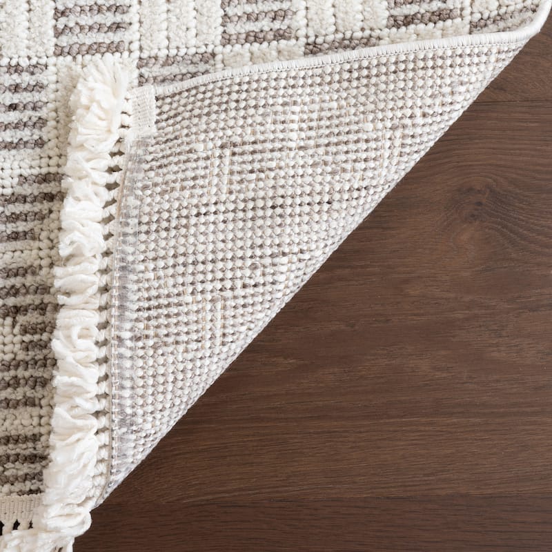 Nuloom Allona Geometric Tassels Area Rug