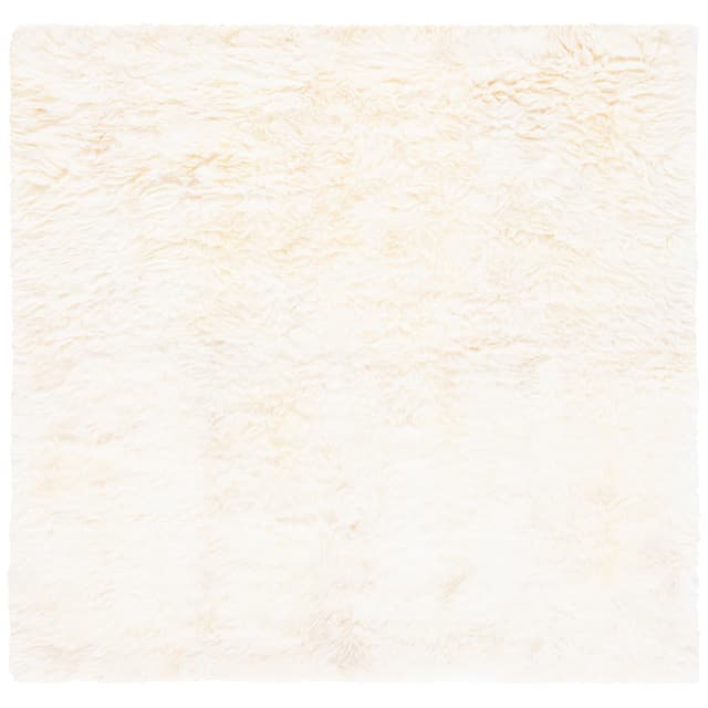 SAFAVIEH Handmade Sheepskin Aybek Genuine Pelt Rug - 6' x 6' Square - Natural/White