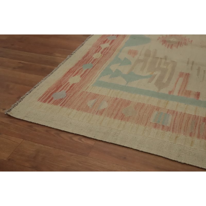 Hand Woven Southwestern Wool Beige Geometric Area Rug - 6' 5'' X 4' 8''