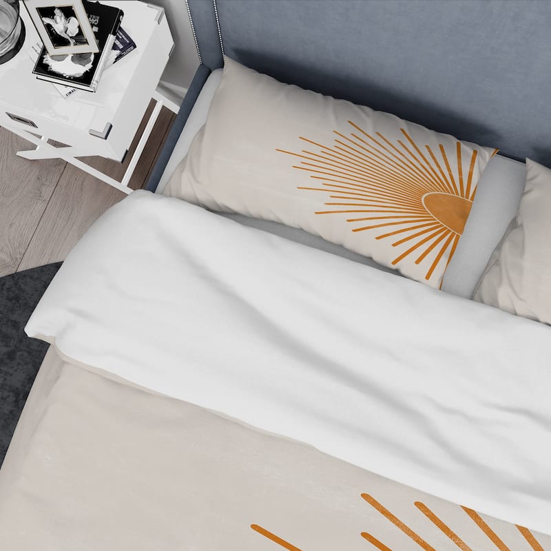 Designart 'Orange Sun Print I' Modern Duvet Cover Set