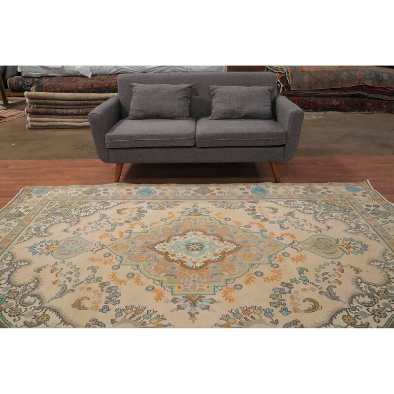 Hand Knotted Oriental 100% Wool Carpet Traditional Floral Beige & Ivories Tabriz Area Rug - 9' 3'' X 6' 3''
