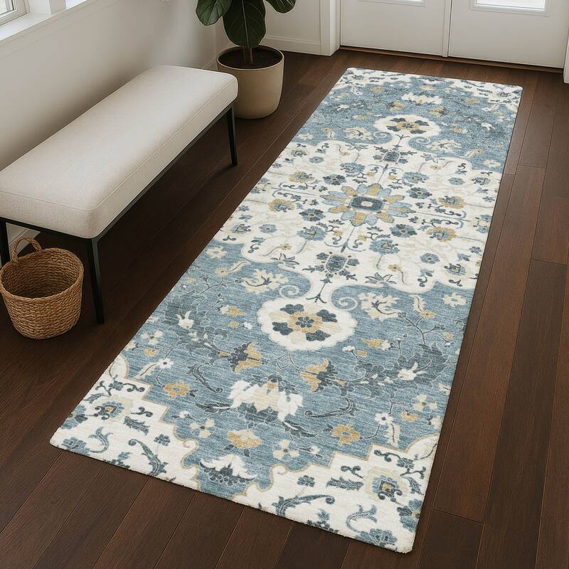 Machine Washable Indoor/ Outdoor Traditional Savannah Chantille Rug