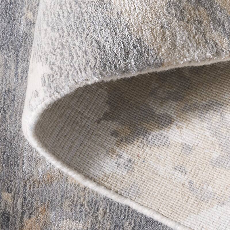 SAFAVIEH Hand-Knotted Mirage Zeynab Modern Viscose & Wool Rug
