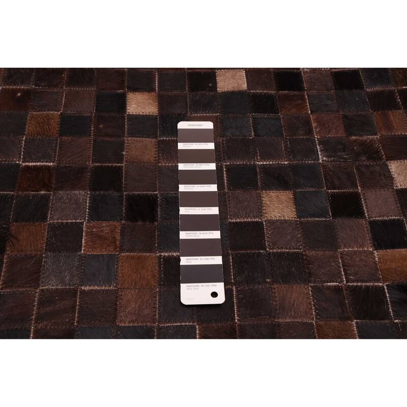 ECARPETGALLERY Handmade Cowhide Patchwork Dark Brown Leather Rug - 6'1 x 6'1