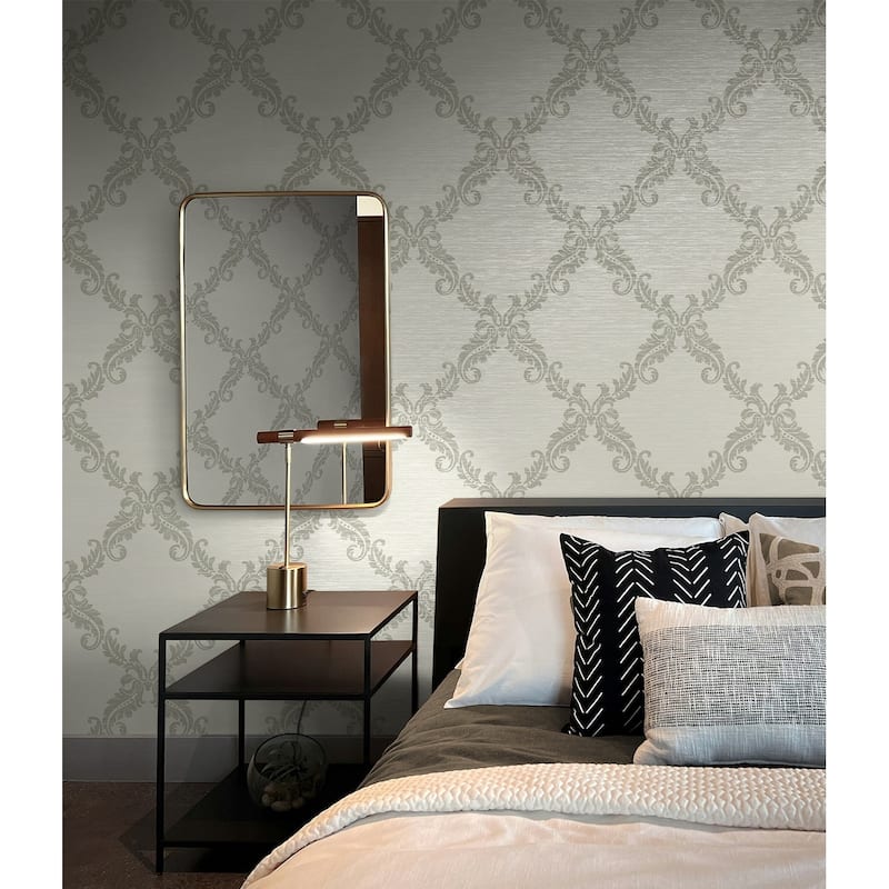 Seabrook Designs Kiran Scroll Frame Non-Woven Unpasted Wallpaper