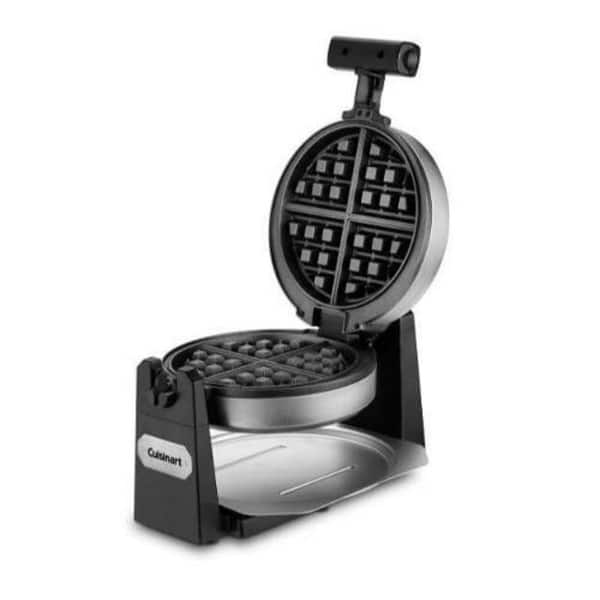 https://ak1.ostkcdn.com/images/products/is/images/direct/55edbf4049c3f9ea2234147e34a1fb7245cc5a46/Cuisinart-Belgian-Waffle-Maker-%28Round%29-Bundle-with-8-Inch-Nylon-Tongs.jpg?impolicy=medium
