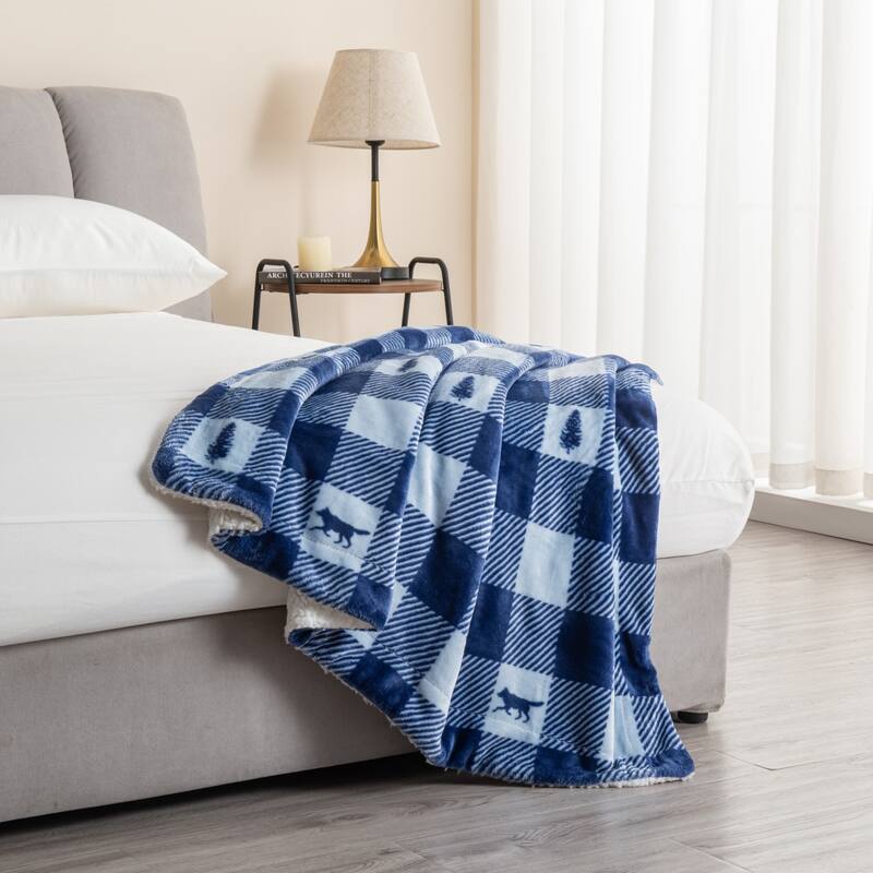 Luxurious Rustic Lodge Velvet Plush Throw
