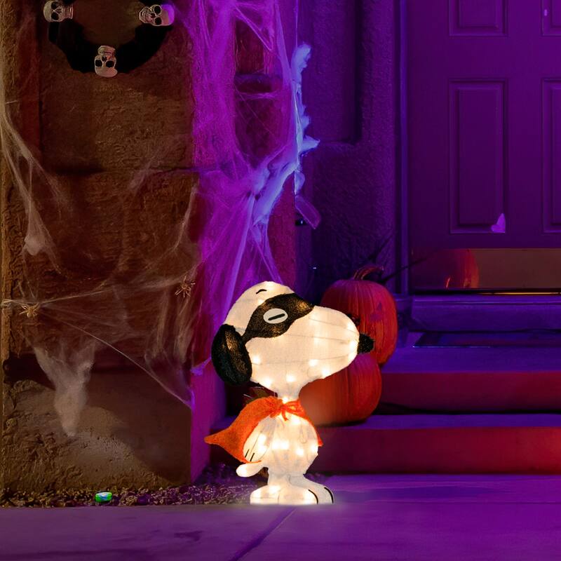 18" Peanuts LED Pre-Lit Superhero Snoopy