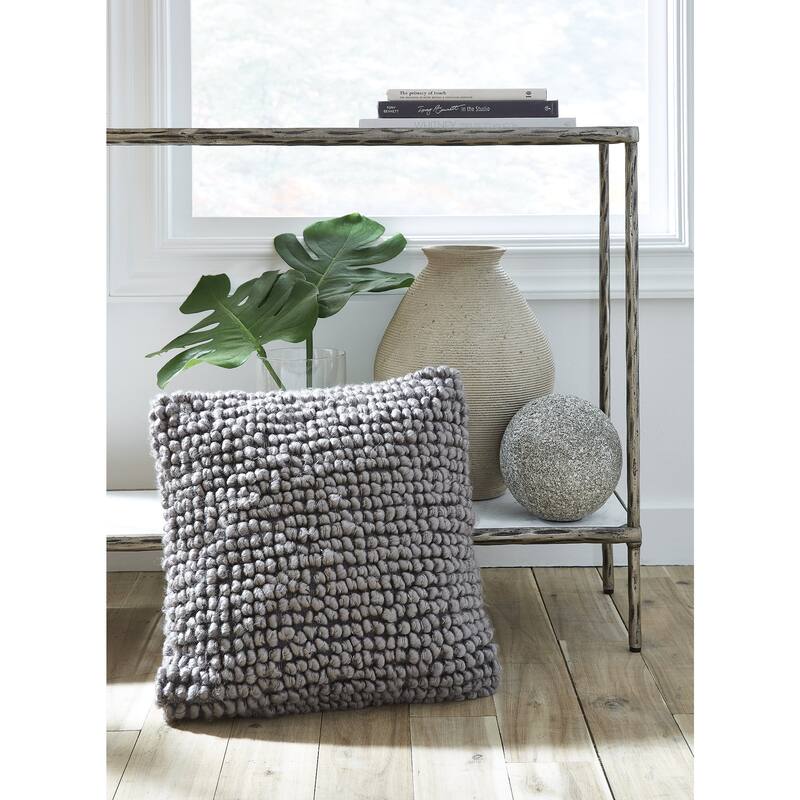 Signature Design by Ashley Aavie Gray Pillow (Set of 4)