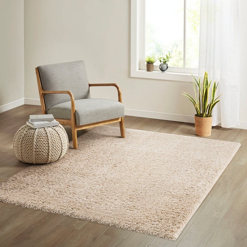 Super Soft Polyester Shag Area Rug - 6' x 7'