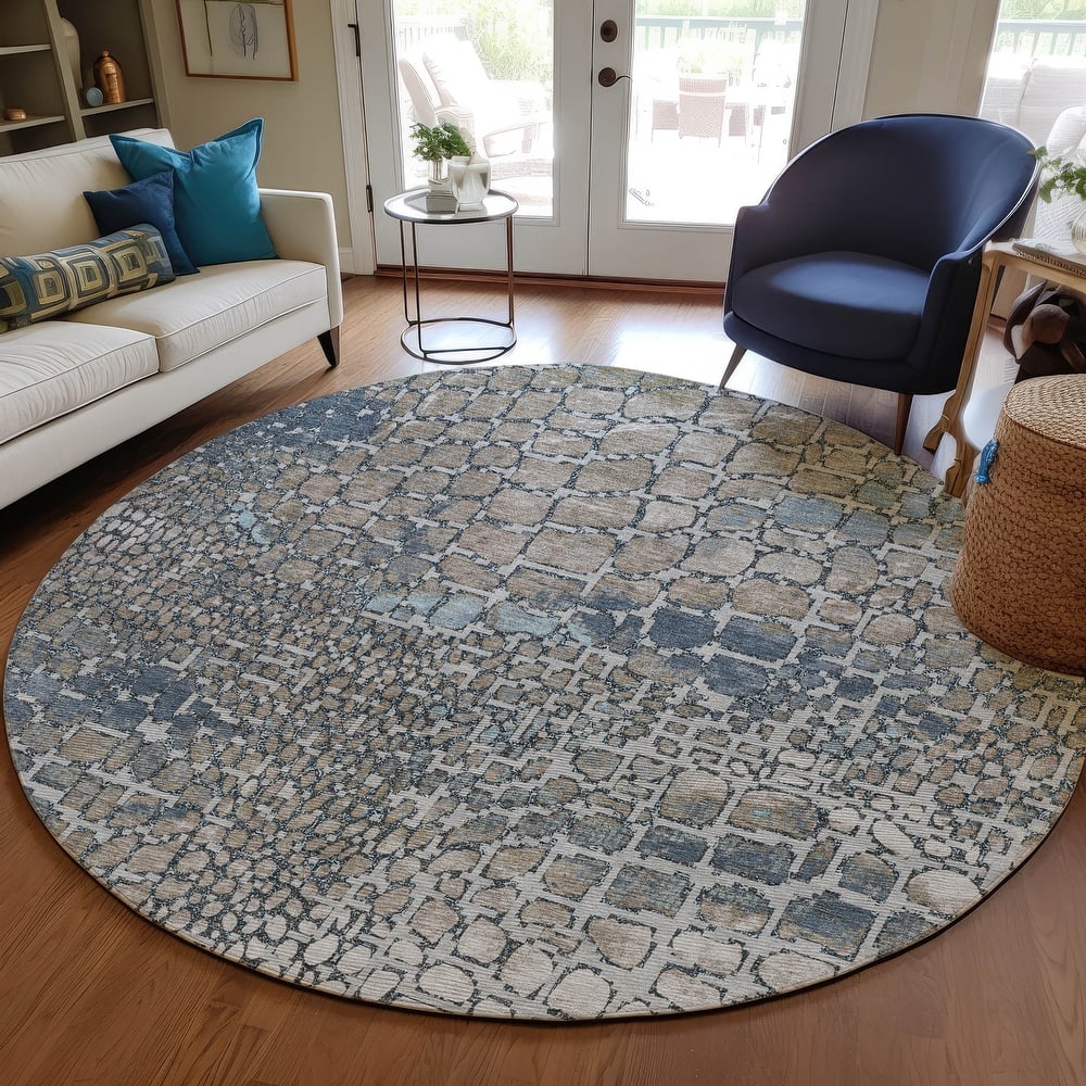 Machine Washable Indoor/ Outdoor Modern Cobble Chantille Rug