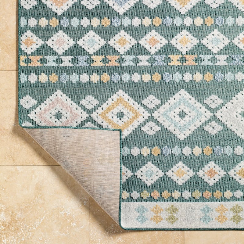 Livabliss Lakeside Coastal Indoor/Outdoor Area Rug