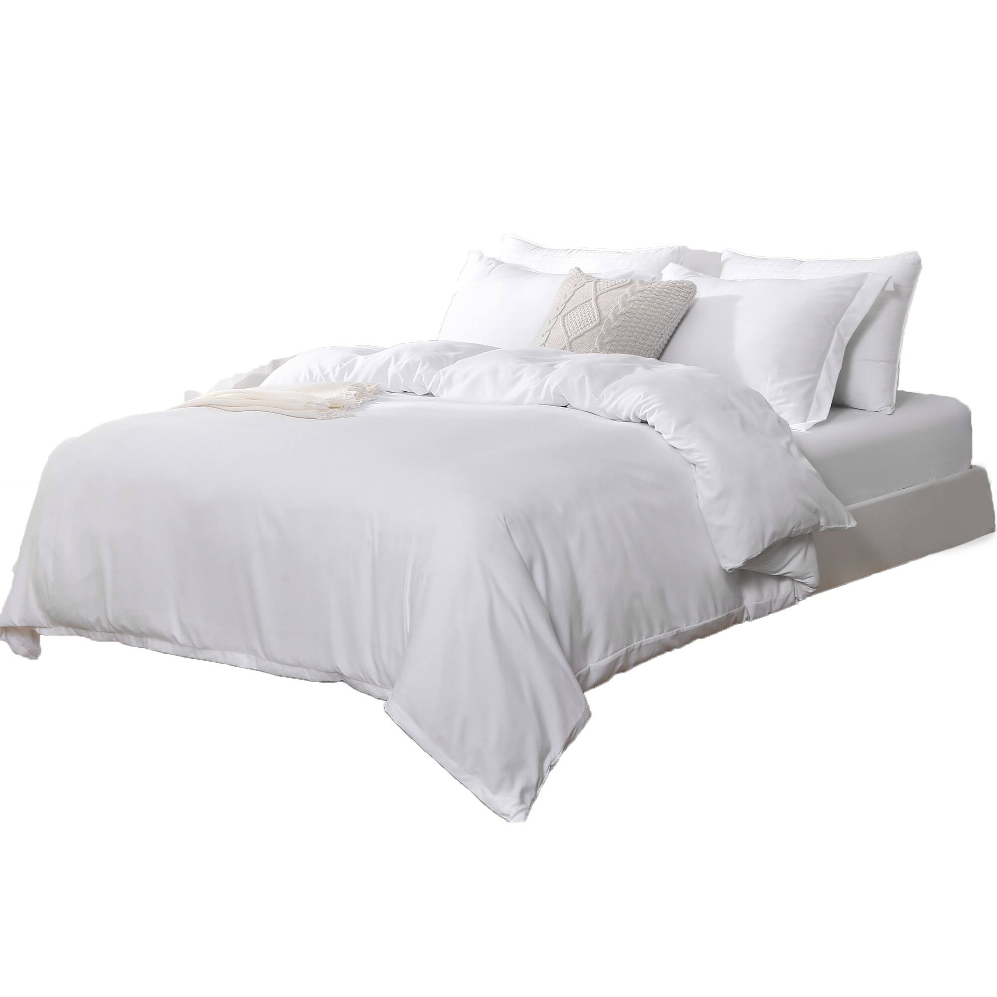 HomeRoots White Queen Microfiber 1400 Thread Count Machine Washable Duvet Cover Set Bed Bath
