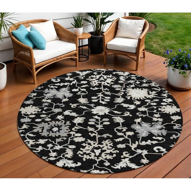 HomeRoots Floral Transitional Rectangle Outdoor Rug - 8' Round