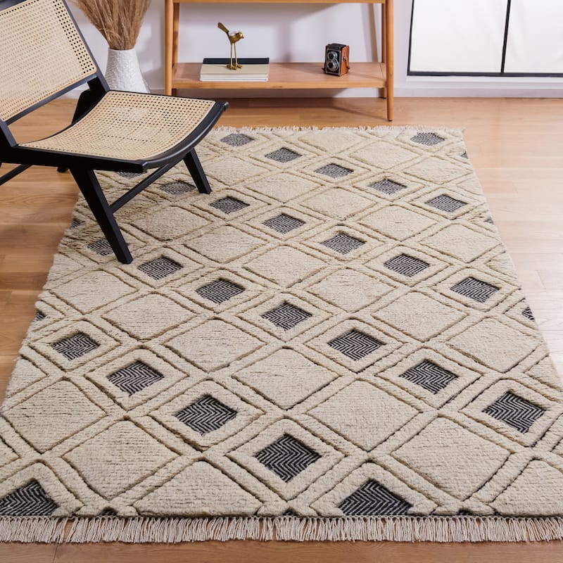 SAFAVIEH Hand-knotted Kenya Asel Southwestern Tribal Wool Rug