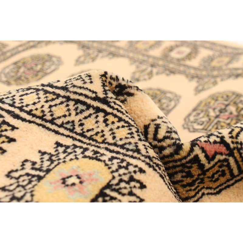 ECARPETGALLERY Hand-knotted Peshawar Bokhara Beige Wool Rug - 3'1 x 5'0