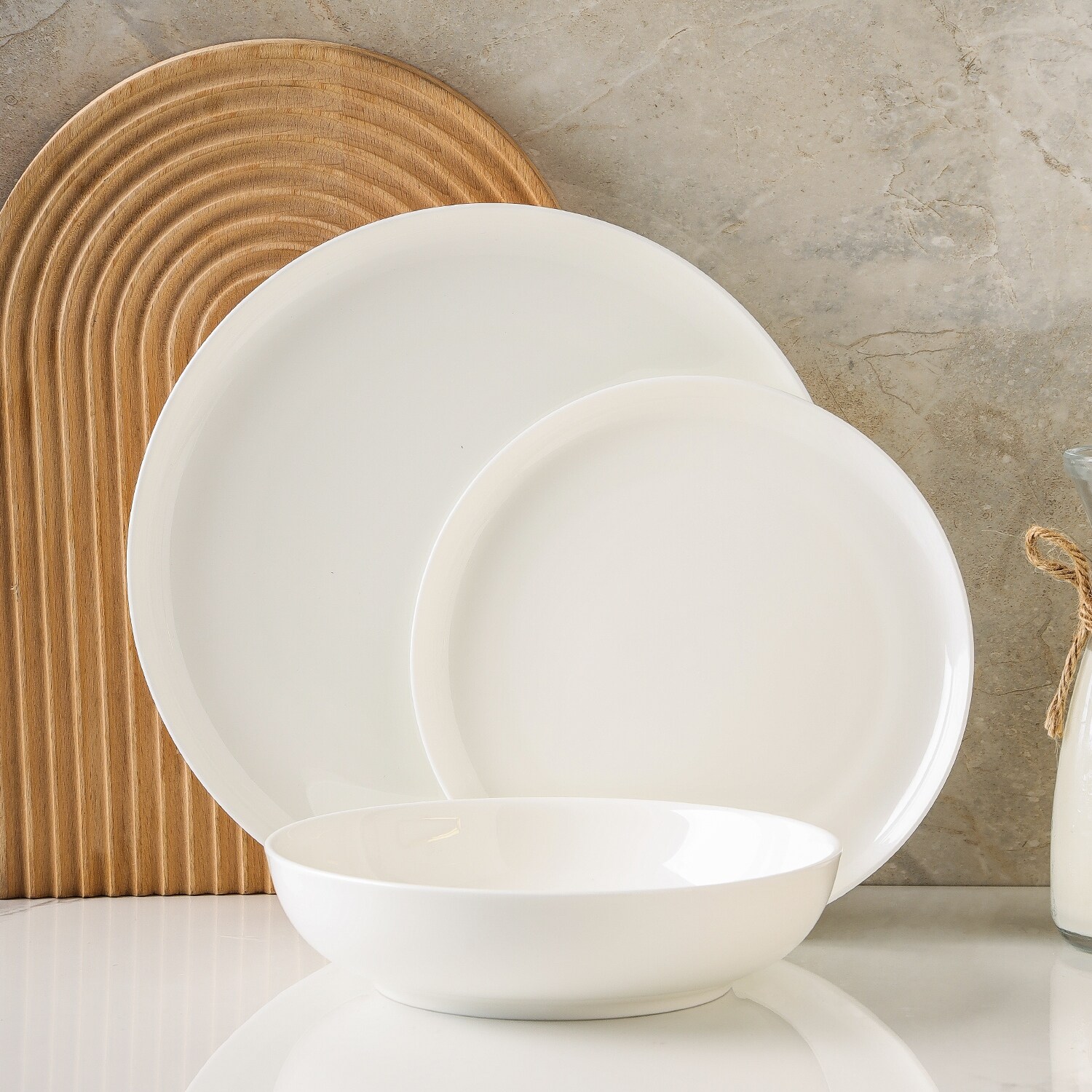 Formal dinnerware shop