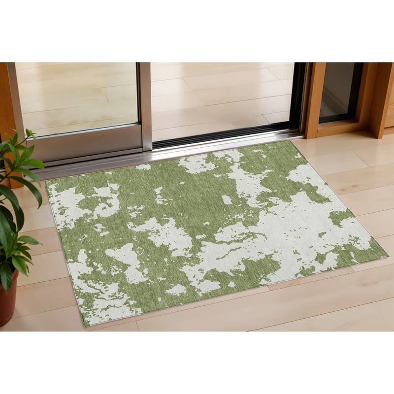HomeRoots Abstract Transitional Rectangle Outdoor Rug - 3' x 5'