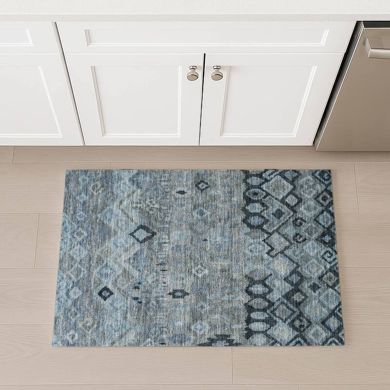 Machine Washable Indoor/ Outdoor Boho Moroccan Chantille Rug