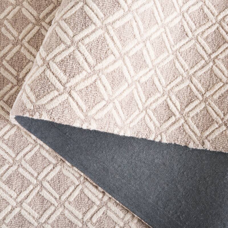 SAFAVIEH Handmade Genre Haifa Geometric Wool Rug