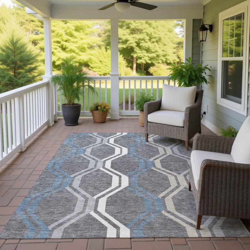 Machine Washable Indoor/ Outdoor Contemporary Dimensions Chantille Rug