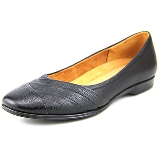 naturalizer women's jaye flat