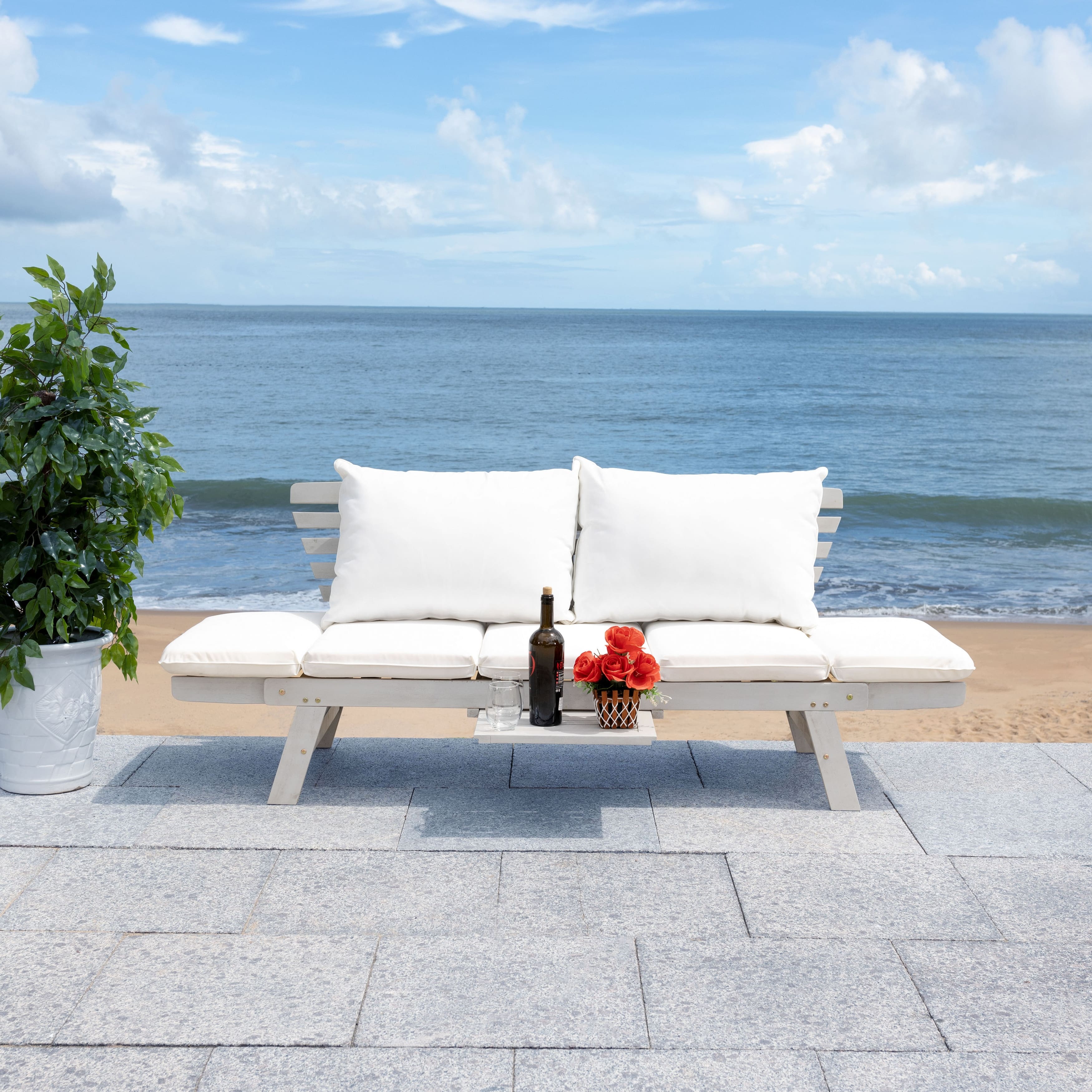 SAFAVIEH Outdoor Shreya Outdoor Daybed - 74W x 30D x 29H - On Sale