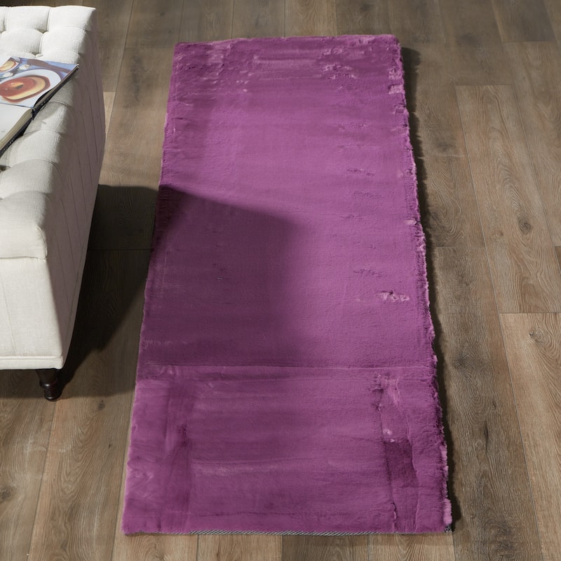 Rabbit-Collection Thick Faux-Fur Area Rug - 2'4'' X 7'6'' - Purple