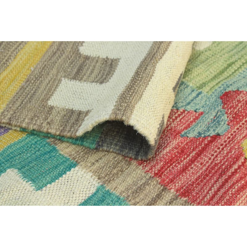 Sun Faded Flatweave Nanyamka Red/Ivory Rug - 6'7" x 10'0"