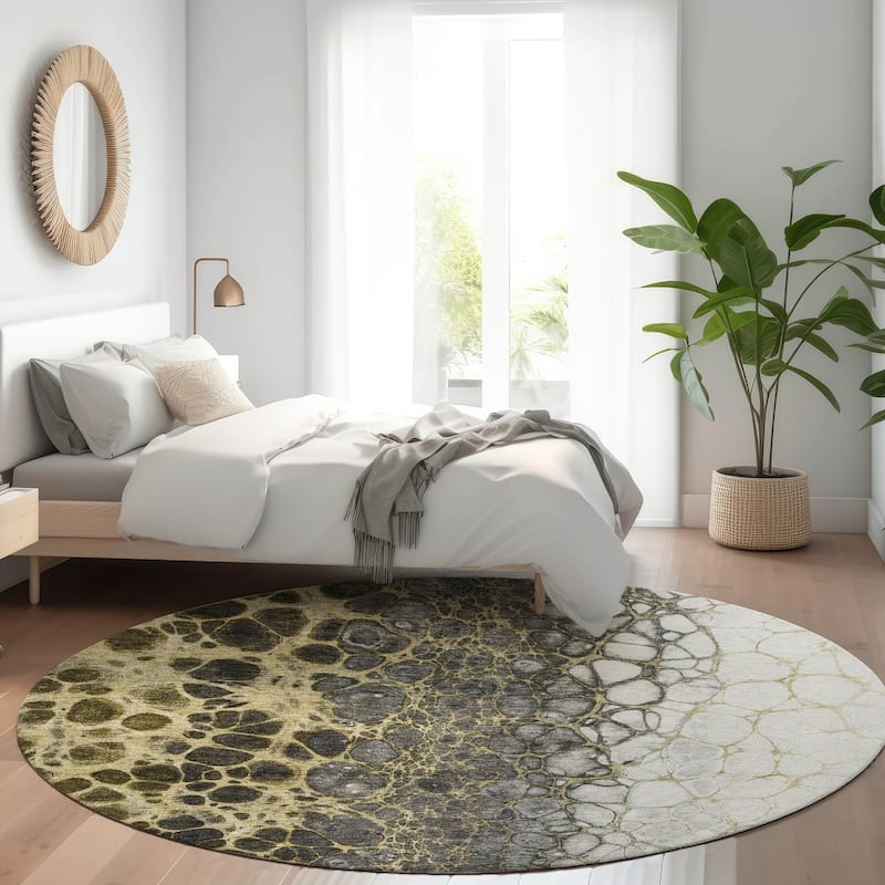 Machine Washable Indoor/ Outdoor Chantille Abstract Cobblestone Rug - Beige - 8' x 8'