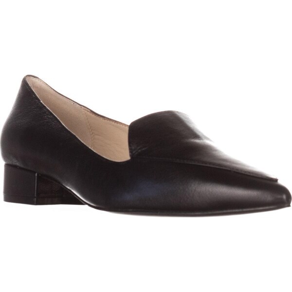 pointed loafers black