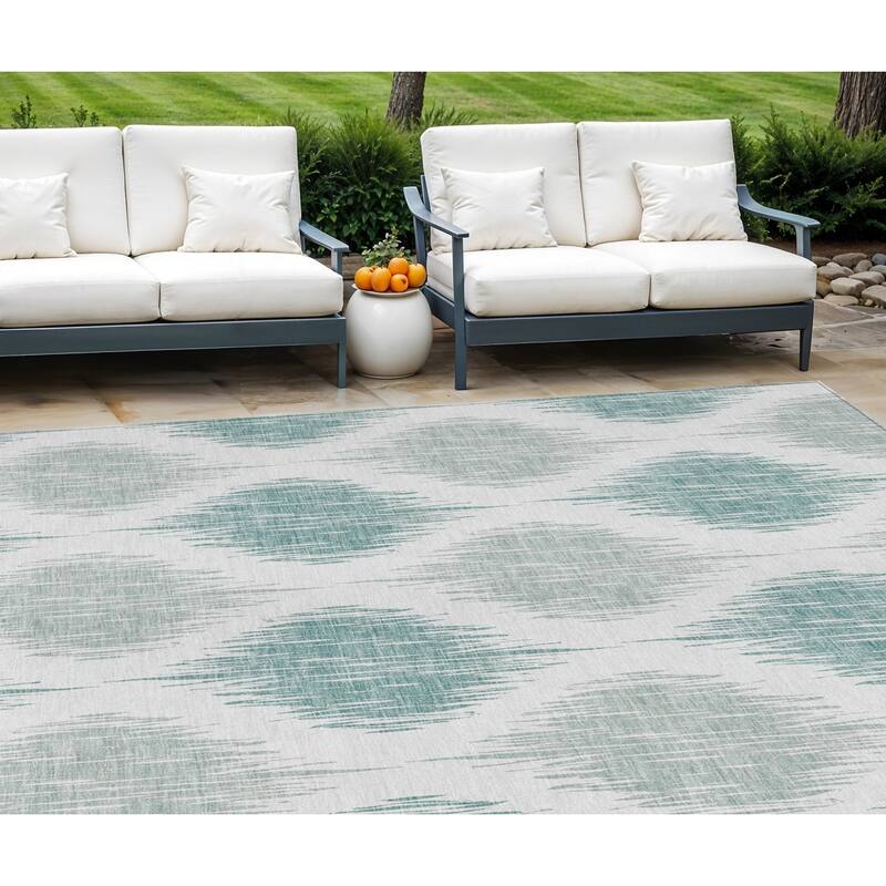 HomeRoots Ikat Transitional Rectangle Outdoor Rug - 8' X 10'