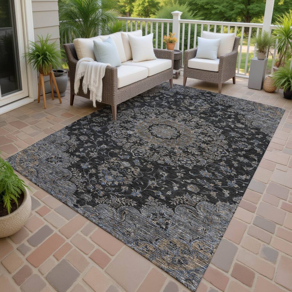 Machine Washable Indoor/ Outdoor Vintage Thane Chantille Rug