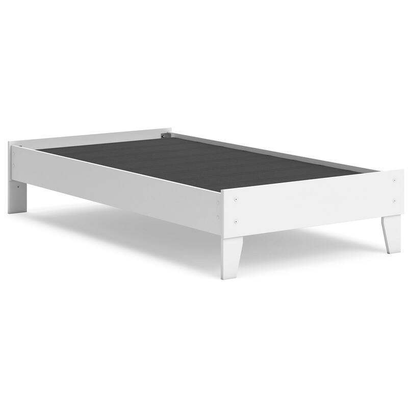 Signature Design by Ashley Hallityn White Panel Platform Bed
