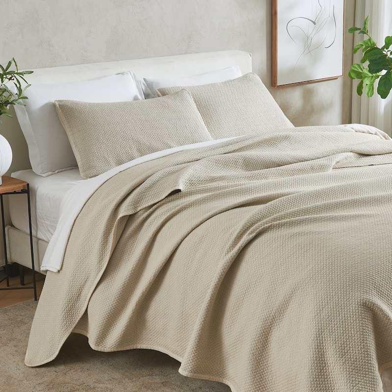 Linery & Co. Soft Stonewashed Stitched Lightweight Quilt Set