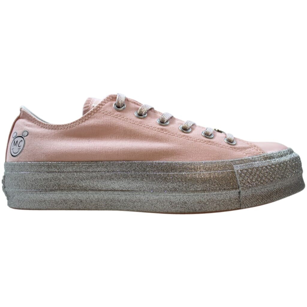 converse rubber shoe company